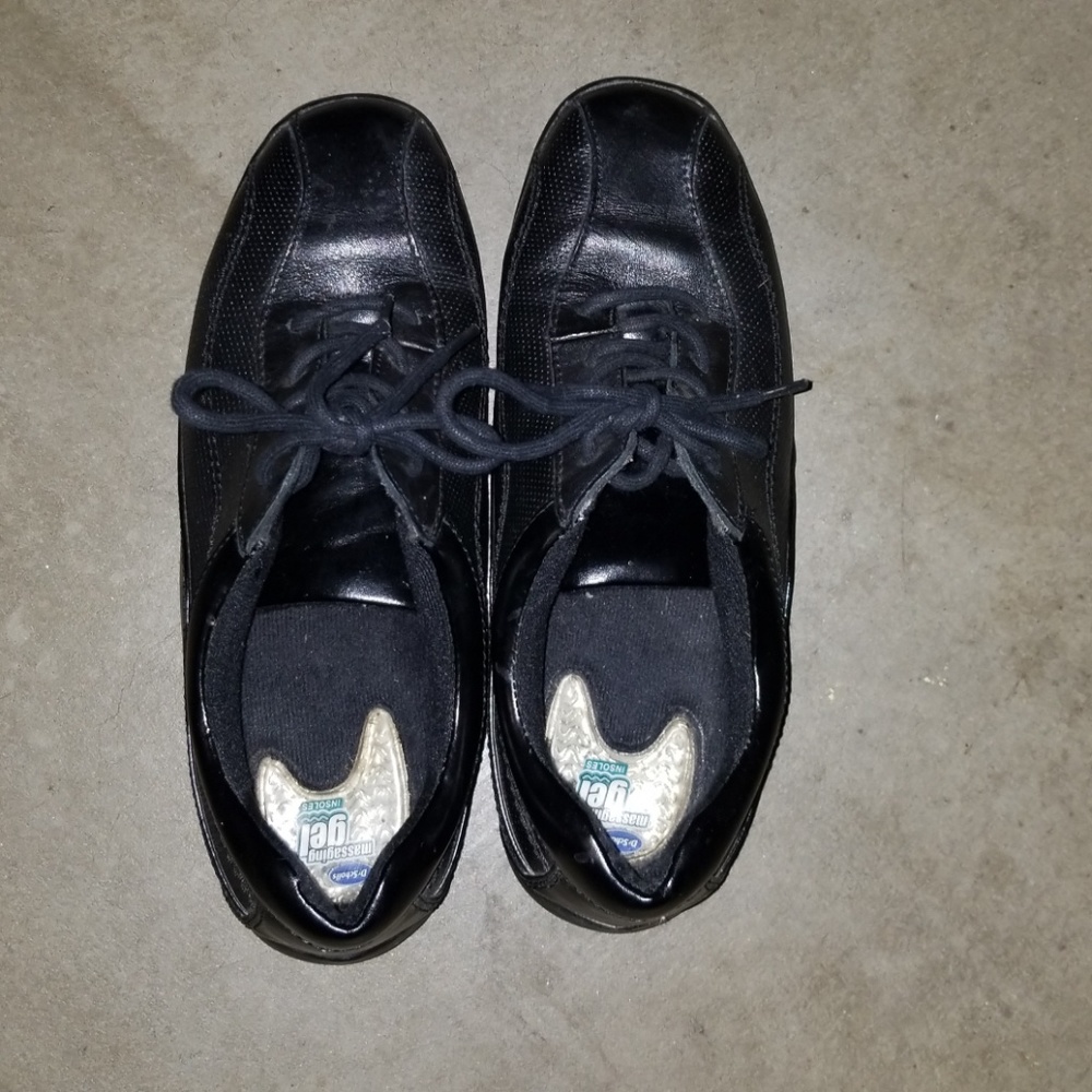 Dr. Scholl's Walking Shoes